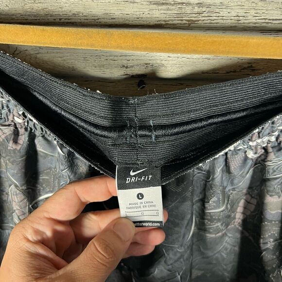 Nike X Kobe Bryant Emerge Hyperelite Snakeskin Camo Shorts - Picture 4 of 10